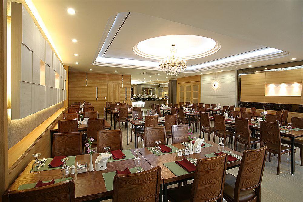 Hotel Paragon Busan Bagian luar foto