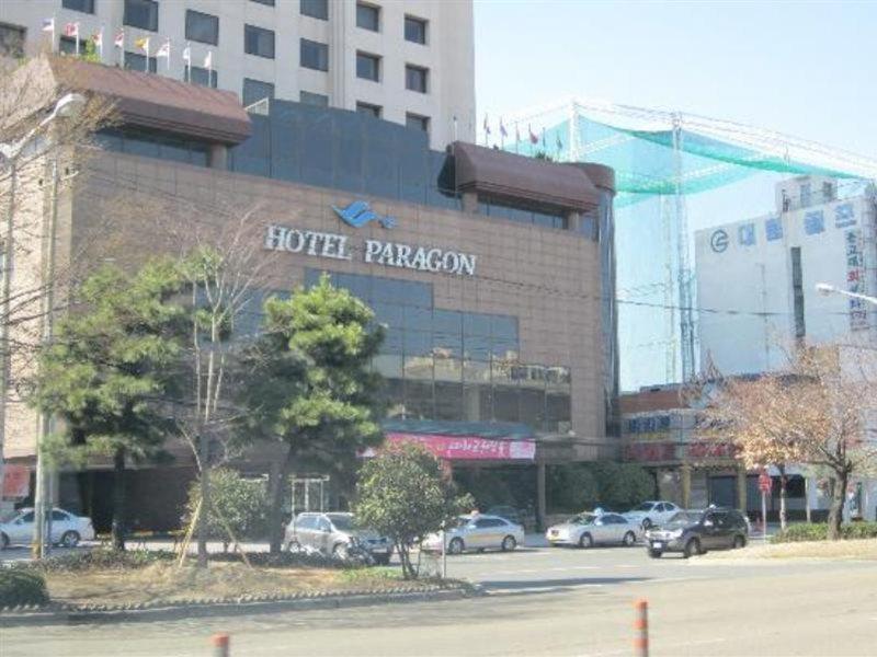Hotel Paragon Busan Bagian luar foto