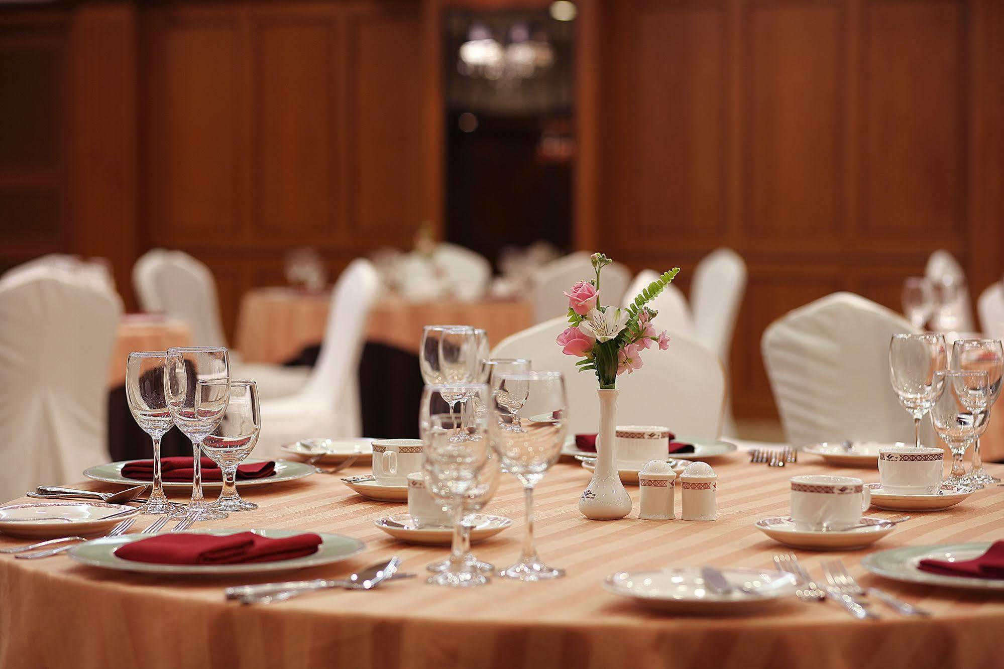 Hotel Paragon Busan Bagian luar foto